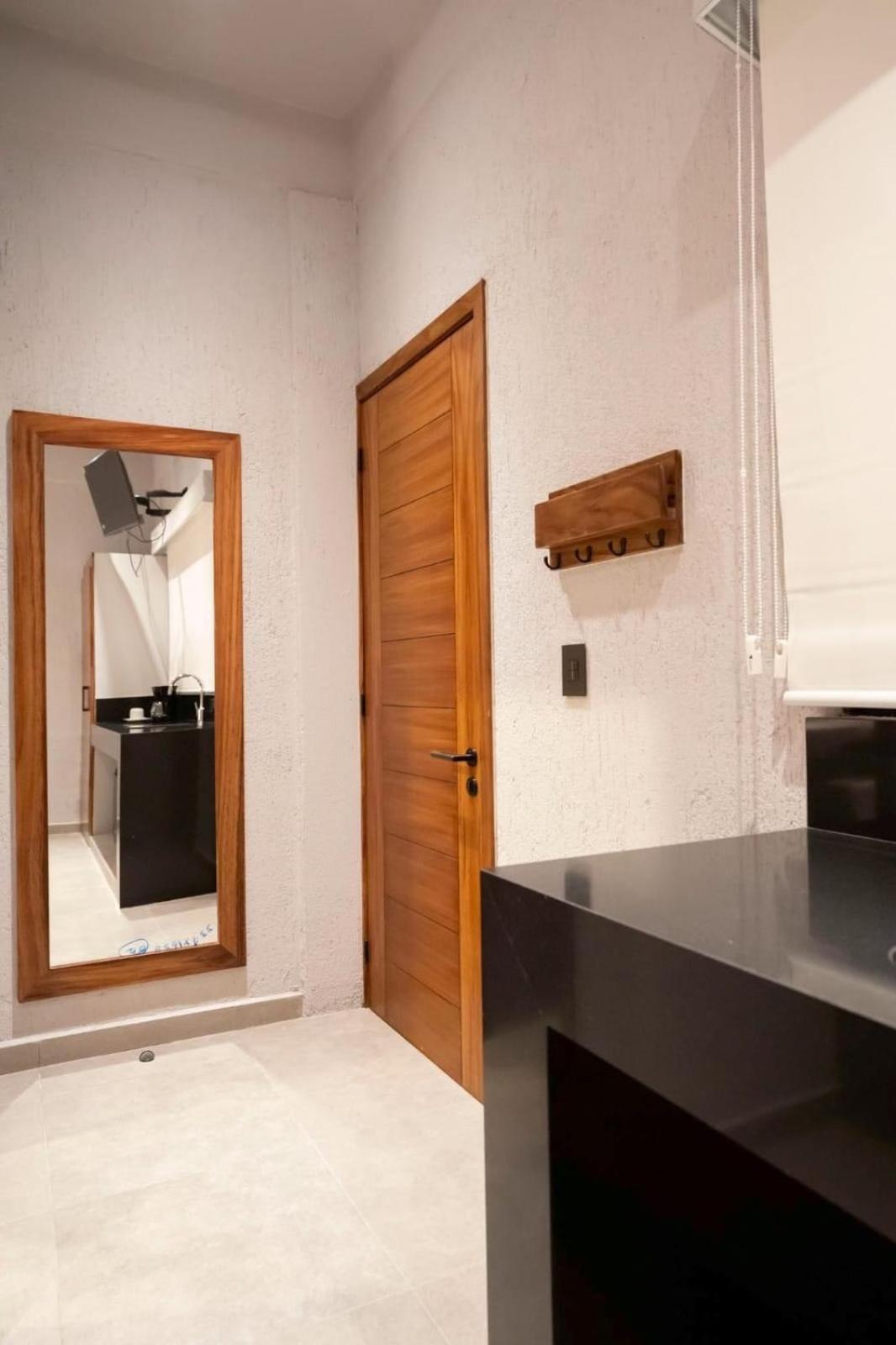 Sophie Hotel Boutique Crucecita  المظهر الخارجي الصورة